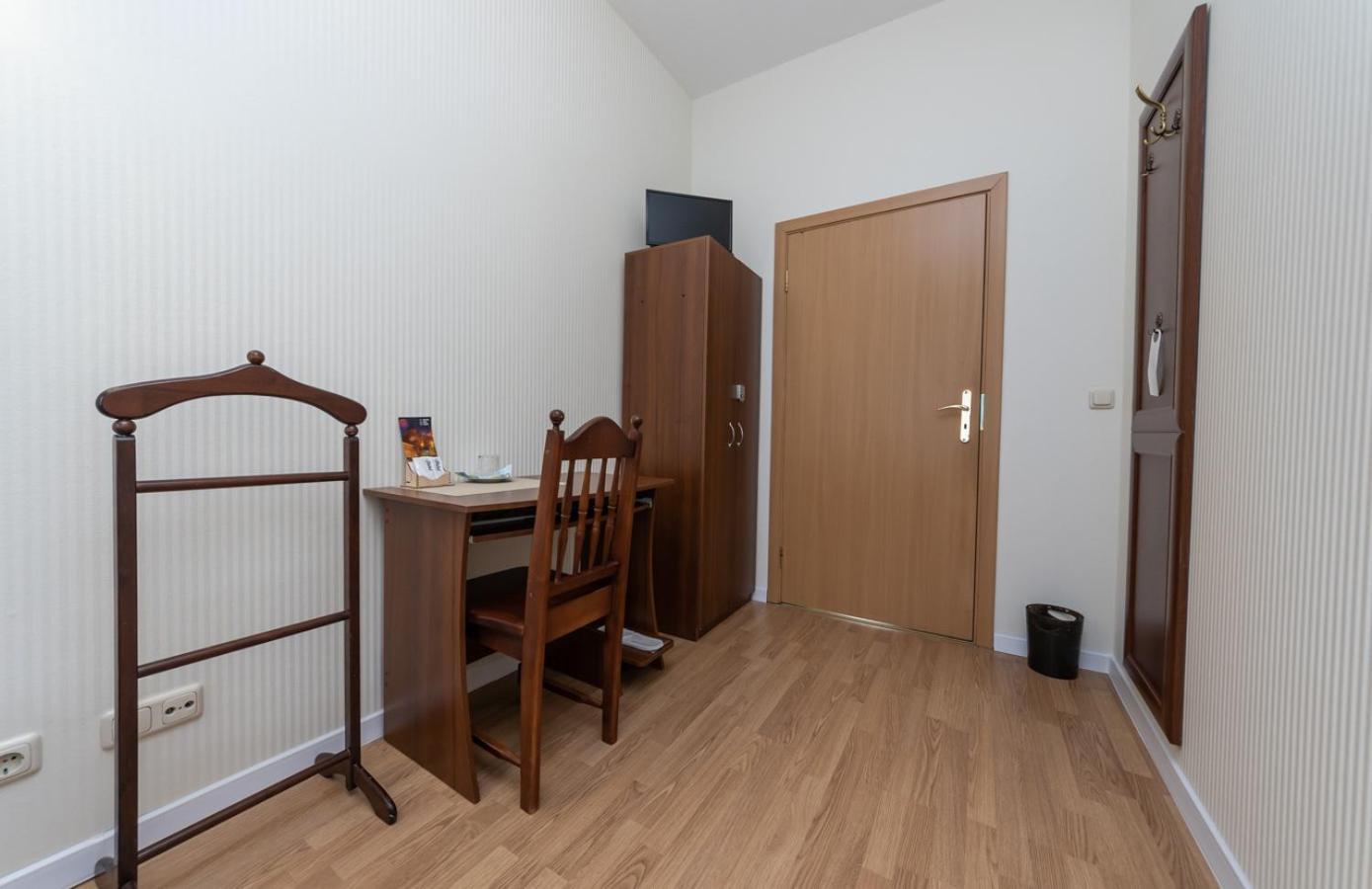 Mini-Hotel Guest Residence Kyiv Exterior photo