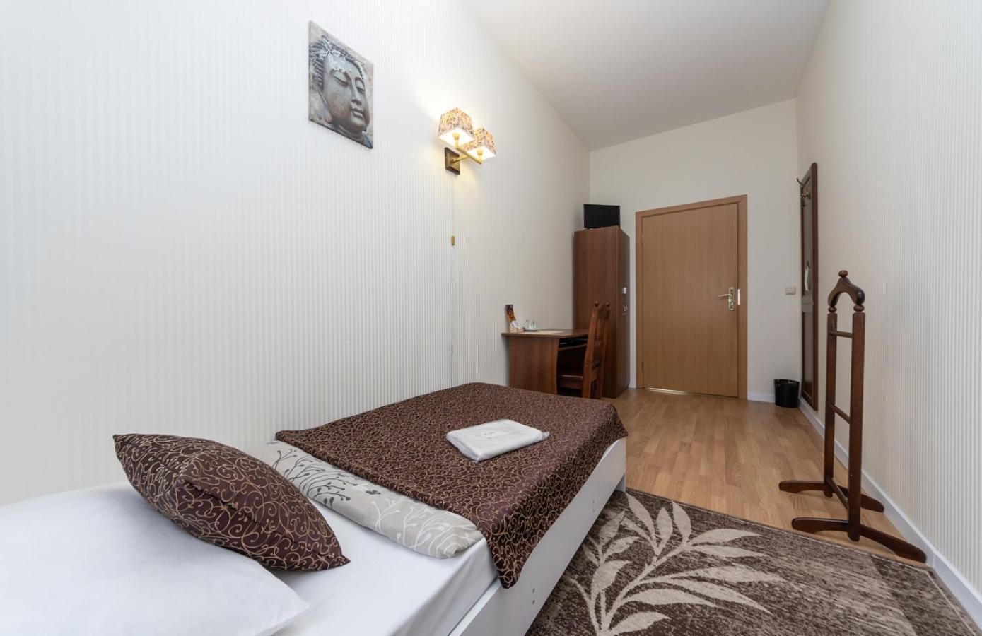 Mini-Hotel Guest Residence Kyiv Exterior photo